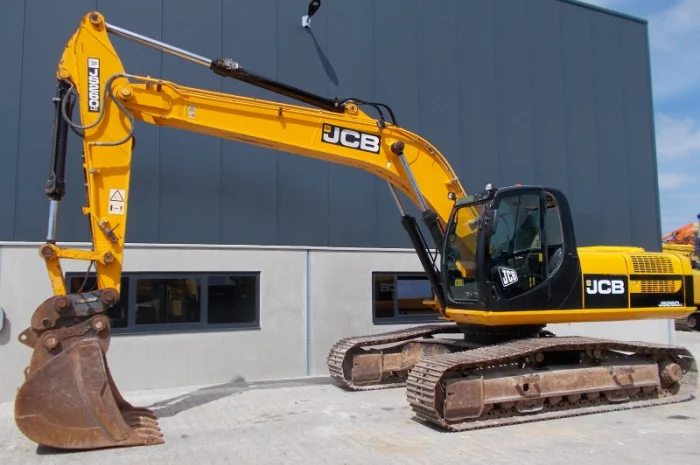 Гусеничный экскаватор JCB JS260LC- фото № 1