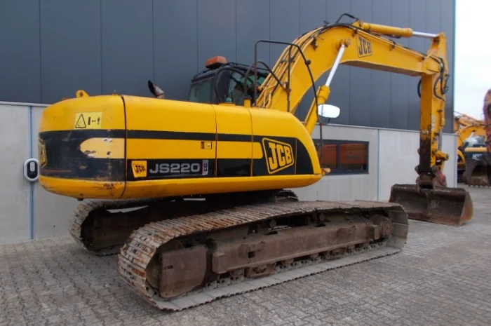 Экскаватор JCB JS200LC на гусеничном ходу- фото № 10