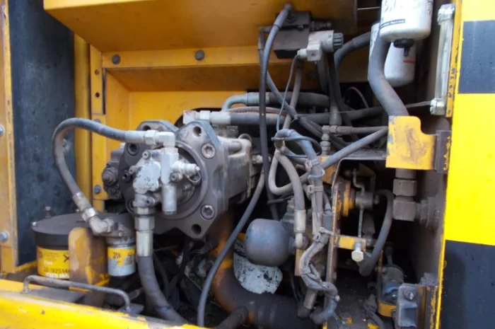 Экскаватор JCB JS200LC на гусеничном ходу- фото № 7