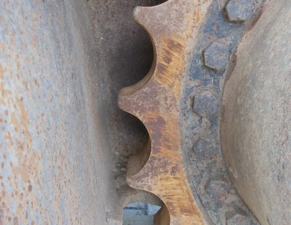 Экскаватор короткого радиуса Kobelco SK235SR на гусеничном ходу- фото № 12