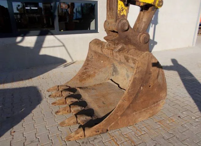 Гусеничный экскаватор Komatsu PC210LC-8- фото № 8