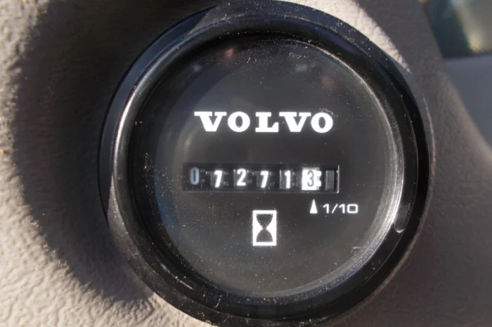 Гусеничный экскаватор Volvo EC300DL- фото № 8