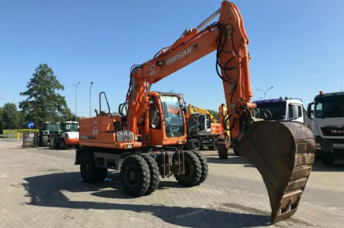 Колесный экскаватор Doosan DX 160 W- фото № 12
