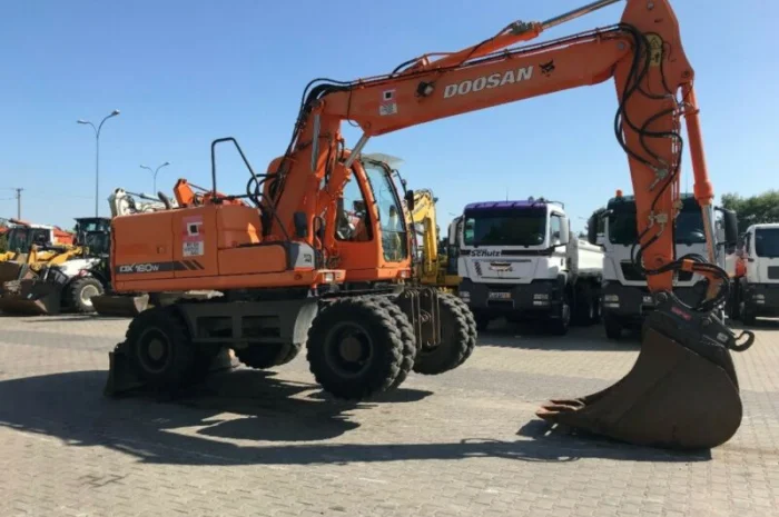 Колесный экскаватор Doosan DX 160 W- фото № 3