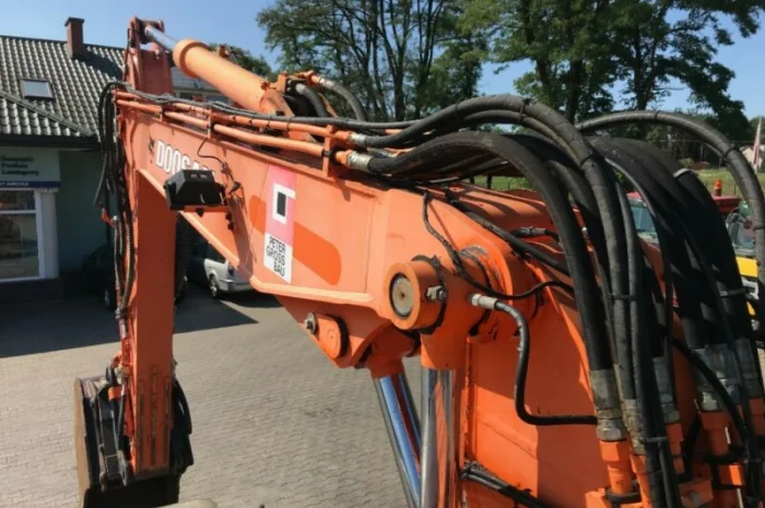 Колесный экскаватор Doosan DX 160 W- фото № 8