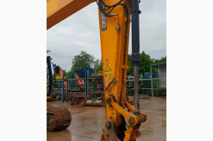 Экскаватор JCB JS220LC- фото № 3