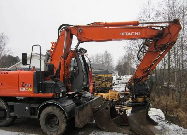 Экскаватор Hitachi ZX 130 W- фото № 4