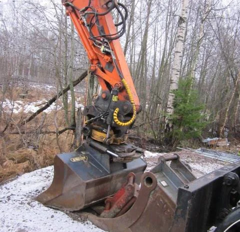 Экскаватор Hitachi ZX 130 W- фото № 6