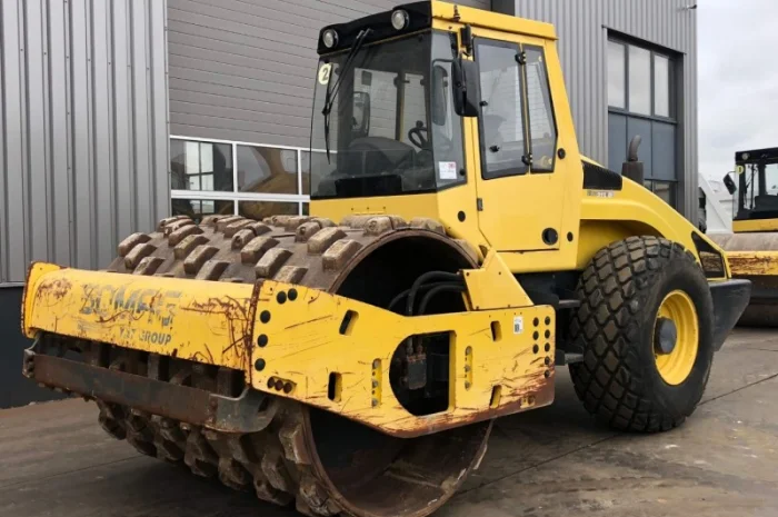 Дорожный каток Bomag BW 213-D4- фото № 1