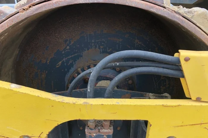 Дорожный каток Bomag BW 213-D4- фото № 6