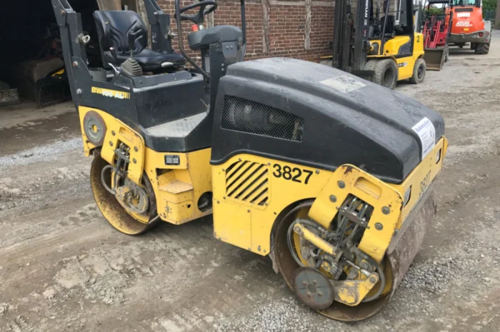 Дорожный каток Bomag BW 100 AD- фото № 9