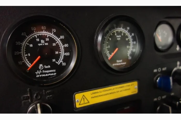 Дорожный каток Dynapac CG 233 HF- фото № 3