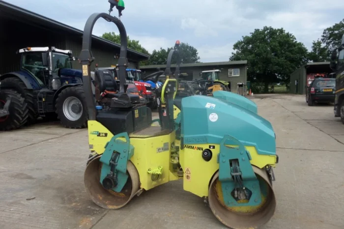 Двухбарабанный каток Ammann ARX26- фото № 2