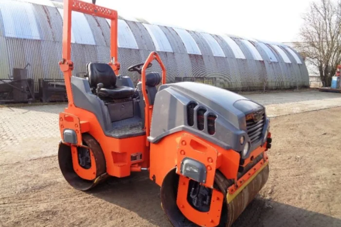 Тандемный каток Hamm HD 12 VV- фото № 1
