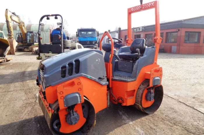 Тандемный каток Hamm HD 12 VV- фото № 9