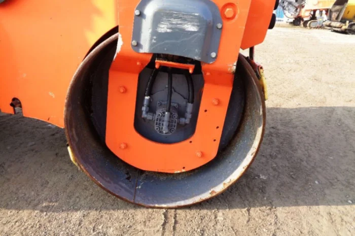 Тандемный каток Hamm HD 12 VV- фото № 5