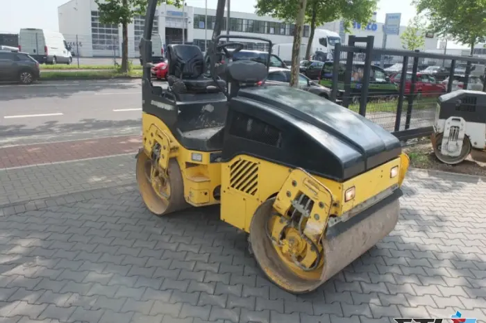 Комбинированный каток Bomag BW125- фото № 1