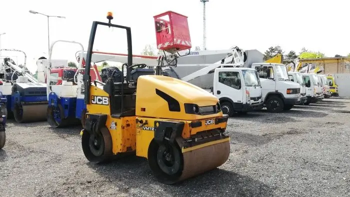 Дорожный каток JCB VMT 260- фото № 1
