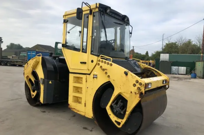 Комбинированный каток Bomag BW161 AD-4. Дорожный каток б/у- фото № 4