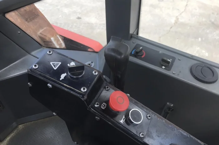 Каток грунтовой Dynapac CA602 PD- фото № 11