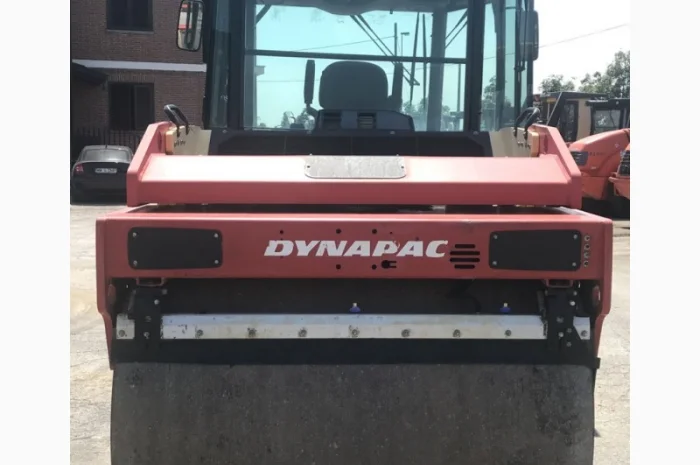 Тандемный каток Dynapac CC 424 HF- фото № 17