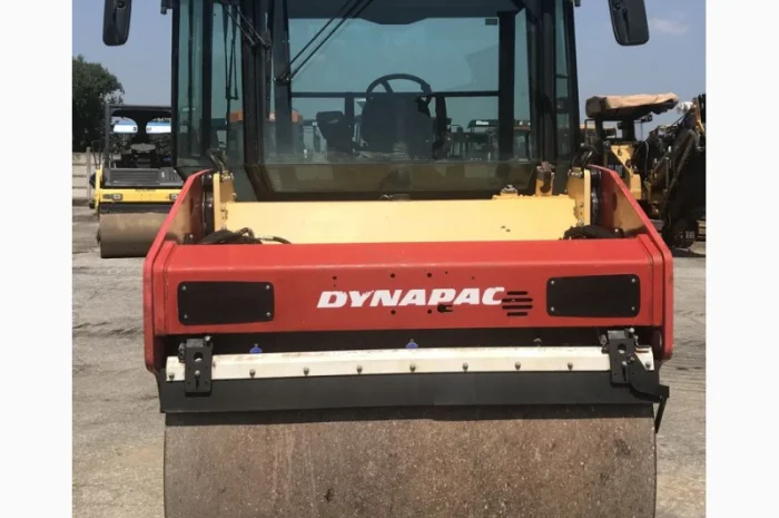 Тандемный каток Dynapac CC 424 HF- фото № 13