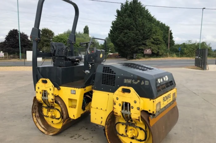 Комбинированный каток Bomag BW 138 AD в Украине- фото № 1