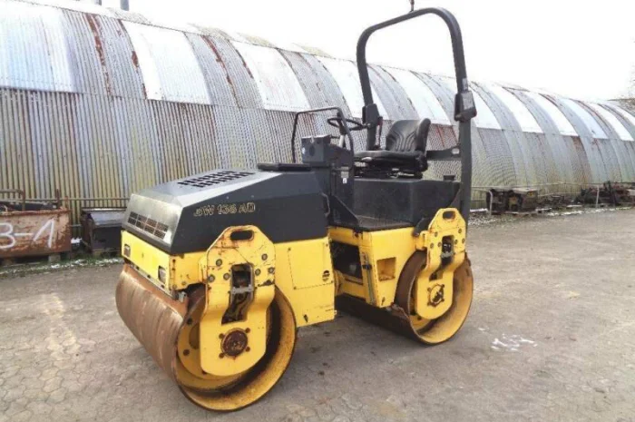 Комбинированный каток Bomag BW 138 AD в Киеве- фото № 1