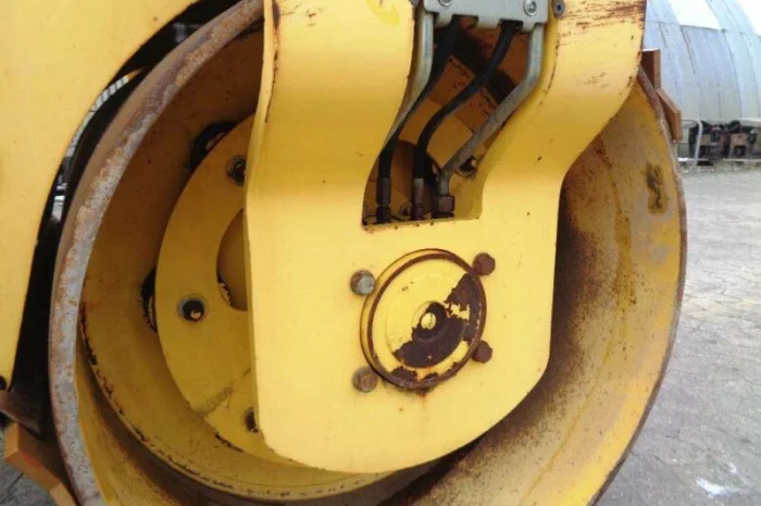 Комбинированный каток Bomag BW 138 AD в Киеве- фото № 10