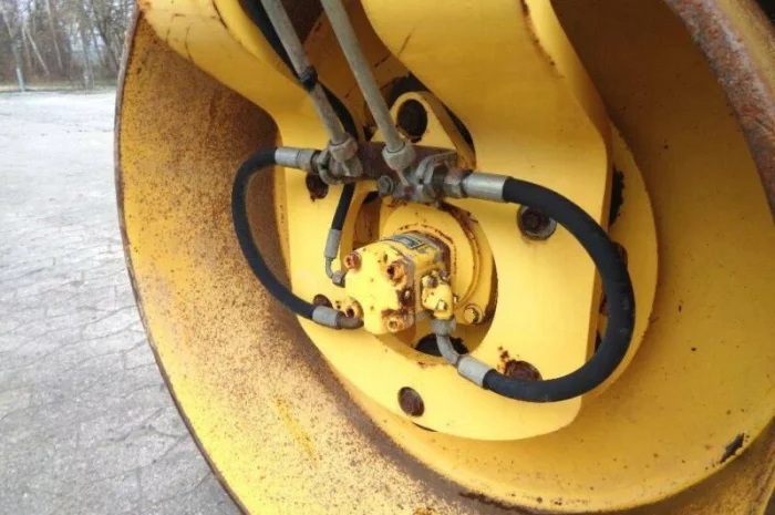 Комбинированный каток Bomag BW 138 AD в Киеве- фото № 8