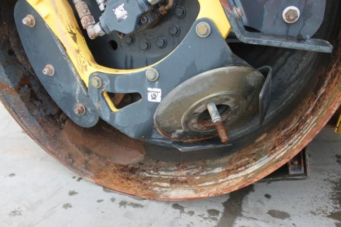 Комбинированный каток Bomag BW 161 AD-4. Строительная техника б/у- фото № 4