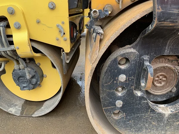 Тандемный каток JCB VMT430 2015 года- фото № 18