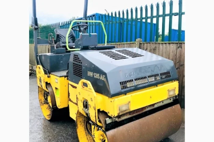 Комбинированный каток Bomag BW 135 AD 2010 года- фото № 3