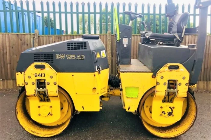 Комбинированный каток Bomag BW 135 AD 2010 года- фото № 5