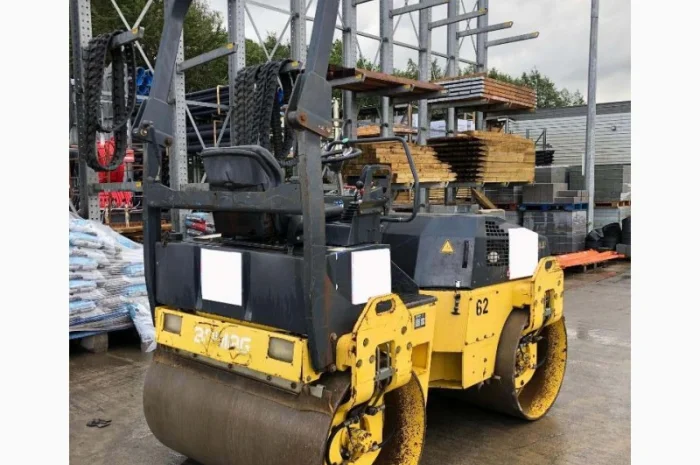 Комбинированный каток Bomag BW 138 AD 2009 года- фото № 5