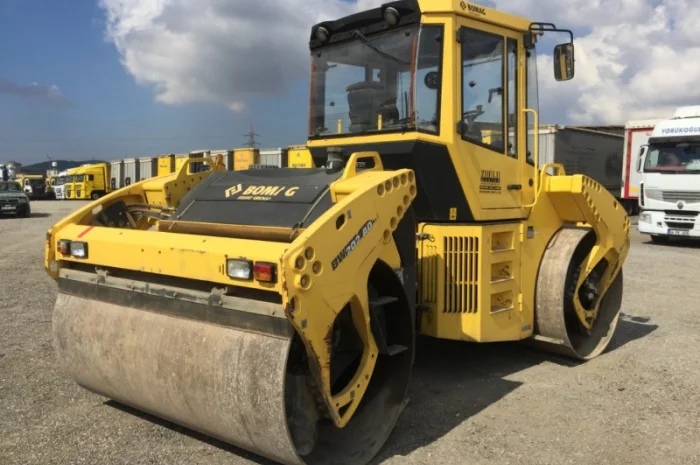 Тандемный каток Bomag BW 202 AD-4 2014 года- фото № 12