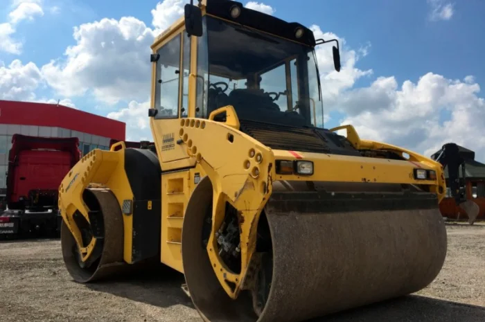 Тандемный каток Bomag BW 202 AD-4 2014 года- фото № 14