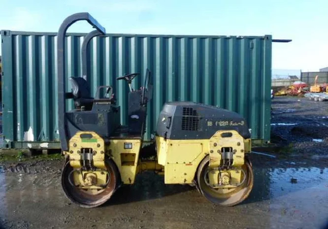 Тандемный каток Bomag BW120 AD3- фото № 1
