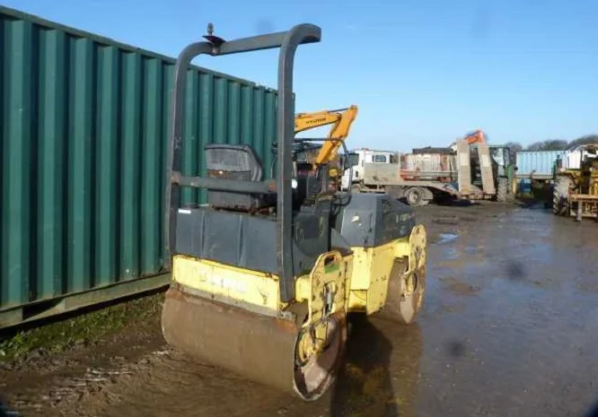 Тандемный каток Bomag BW120 AD3- фото № 3