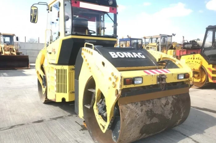 Комбинированный каток Bomag BW 161AD 4- фото № 3