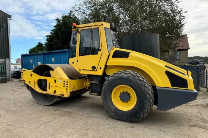Bomag BW 213 DH-4 2010 року- фото № 3