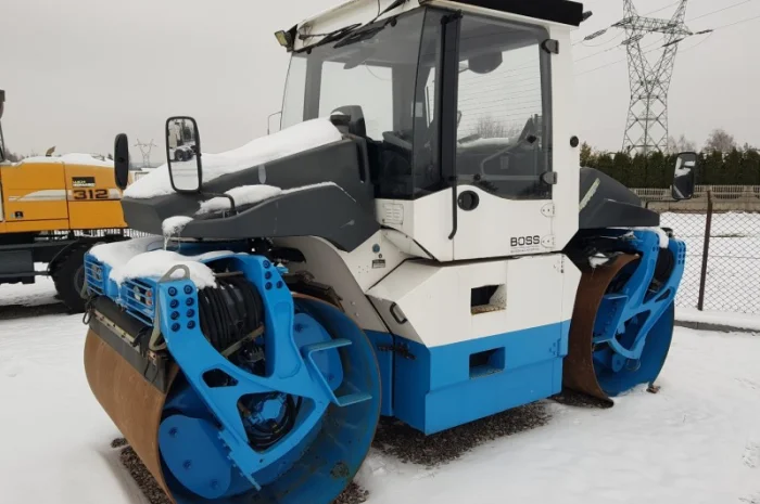 Дорожній каток Bomag BW 174AP 2010- фото № 1