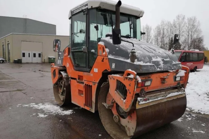 Тандемный каток Hamm DV 90 VV. Спецтехника б/у- фото № 5