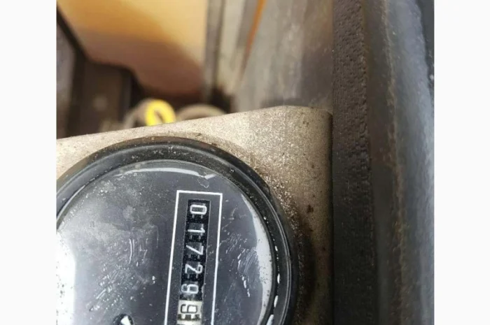 Комбинированный каток Bomag BW 135 AD- фото № 10