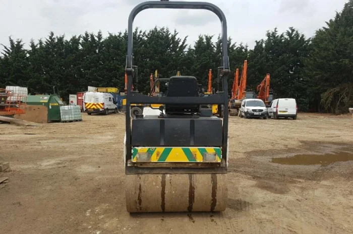 Комбинированный каток Bomag BW 135 AD- фото № 11