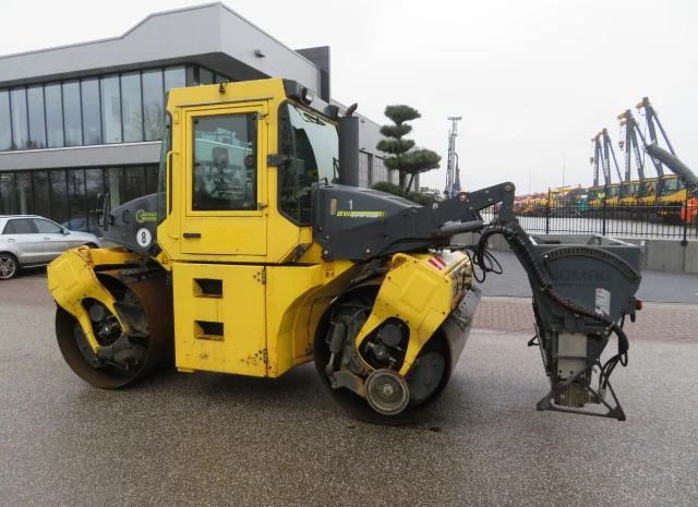 Тандемный каток Bomag BW174 AD-2- фото № 20