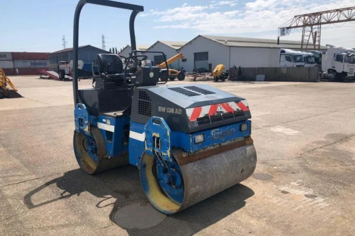 Комбинированный каток Bomag BW 138 AD-4- фото № 3