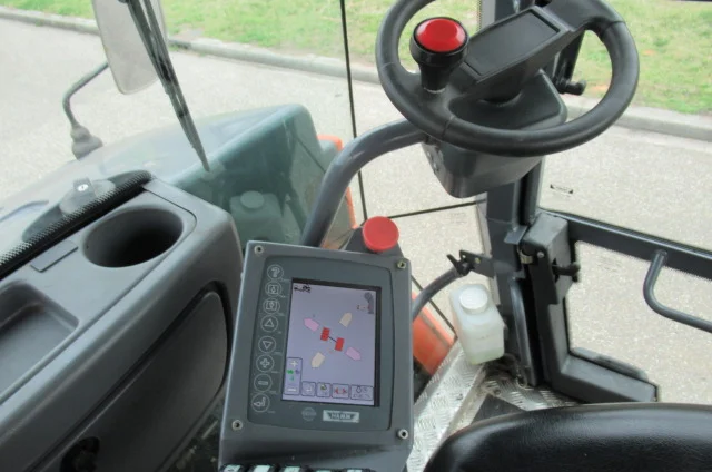 Комбинированный каток Hamm DV90VT- фото № 7