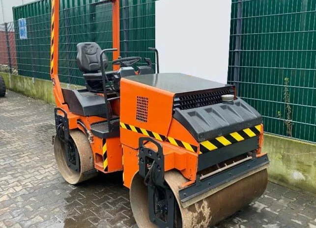 Тандемный каток Hamm HD 12- фото № 7