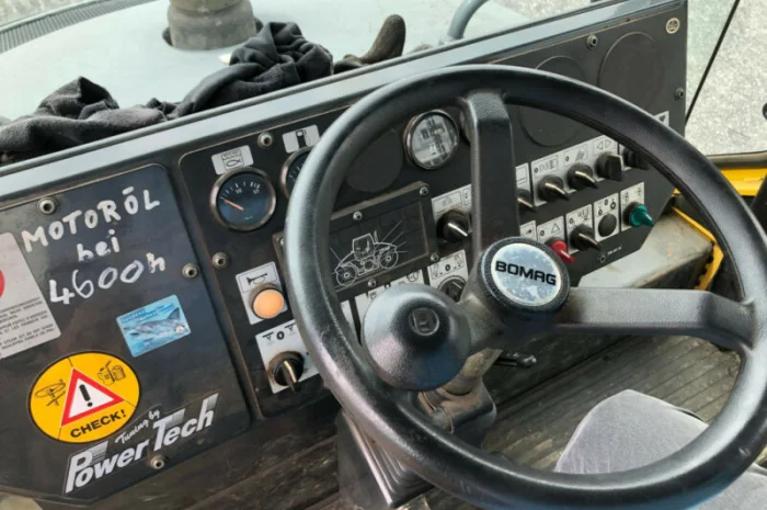 Каток BOMAG BW 174 AD- фото № 7